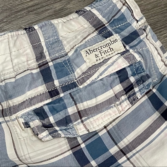 Abercrombie & Fitch Men's Shorts Sz 30 Button Fly Drawstring Plaid Blue Pink. - Picture 5 of 7